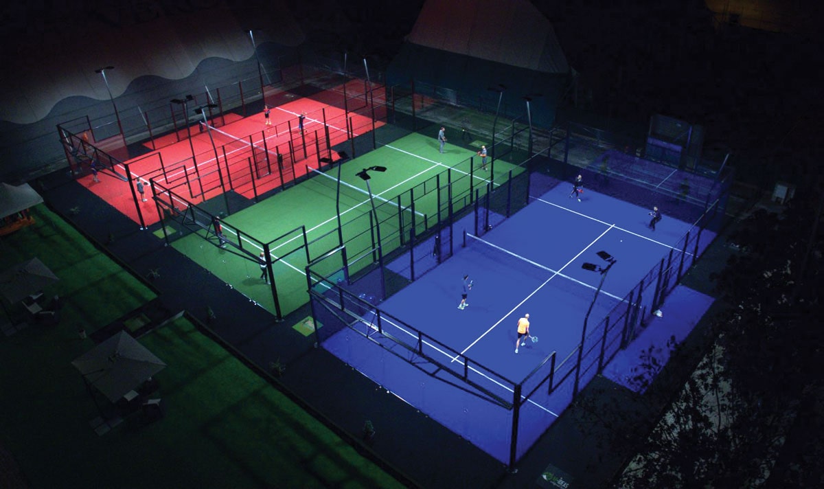 Avantages et inconvénients des terrainsde padel indoor